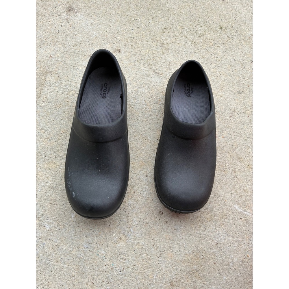 Crocs Neria Pro II Work Clogs Womens 8 Black Slip Resistant Nursing Shoes
